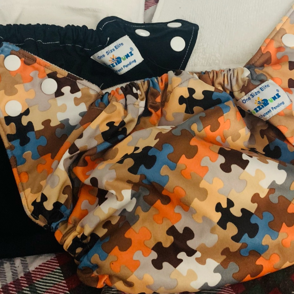 Fuzzibunz cloth diapers
